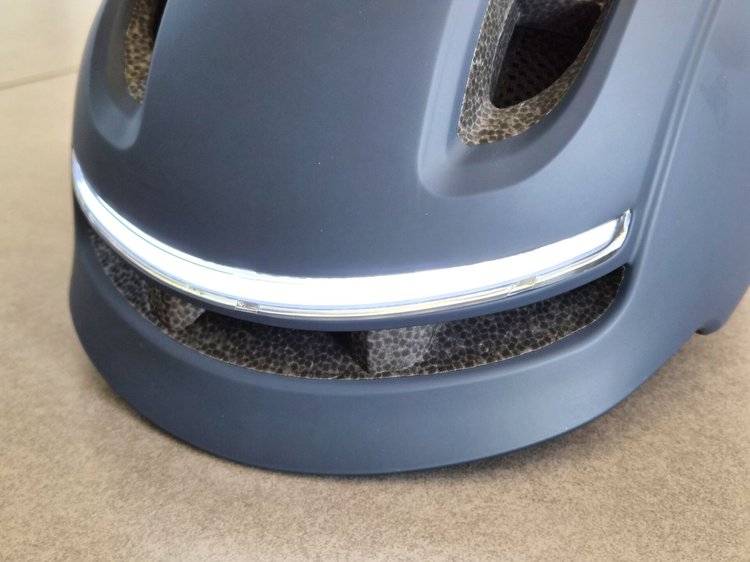 Bande lumineuse arrière du casque vélo Tenways EH20