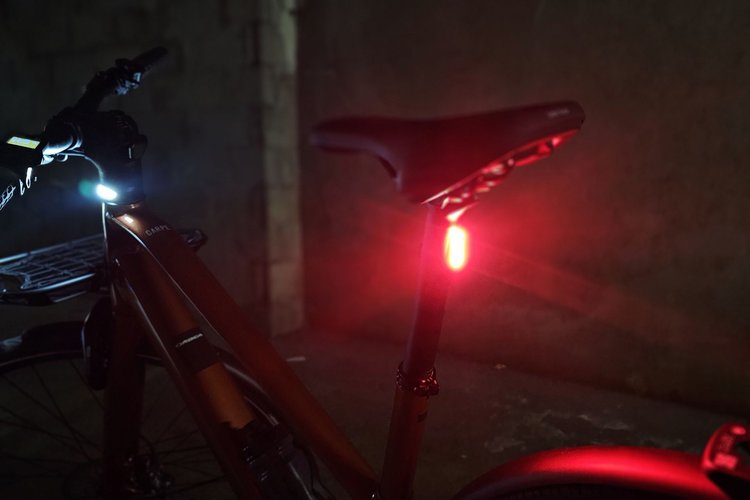 Orbea Carpe 10 éclairage arrière