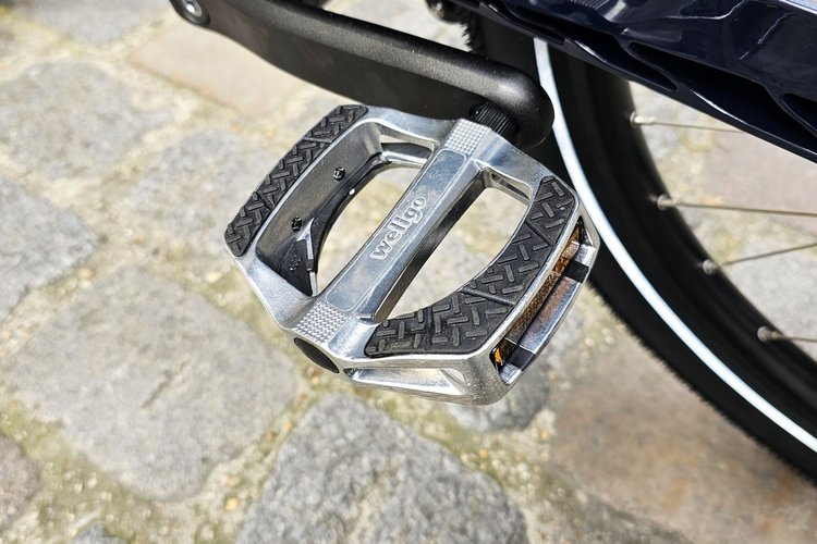 Vélo electrique Ultima Eden Park pédales