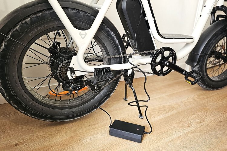 Niu BQi 200 recharge vélo