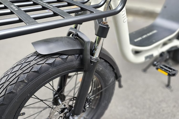 Niu BQi 200 suspension