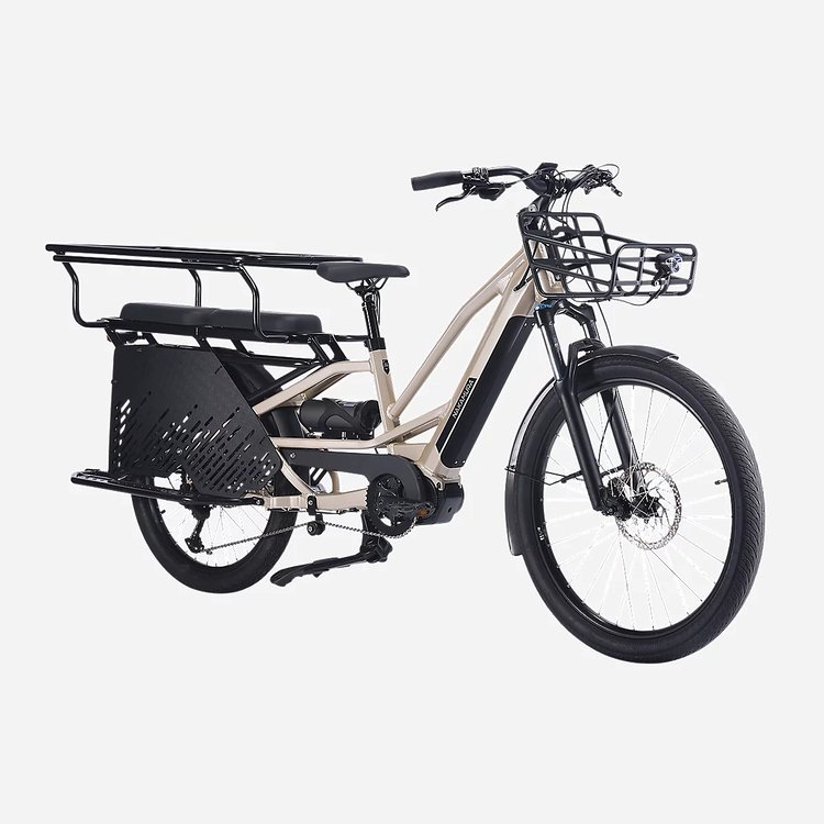 VTC électrique cargo Nakamura Crossover Longtail beige vu de trois quarts avant