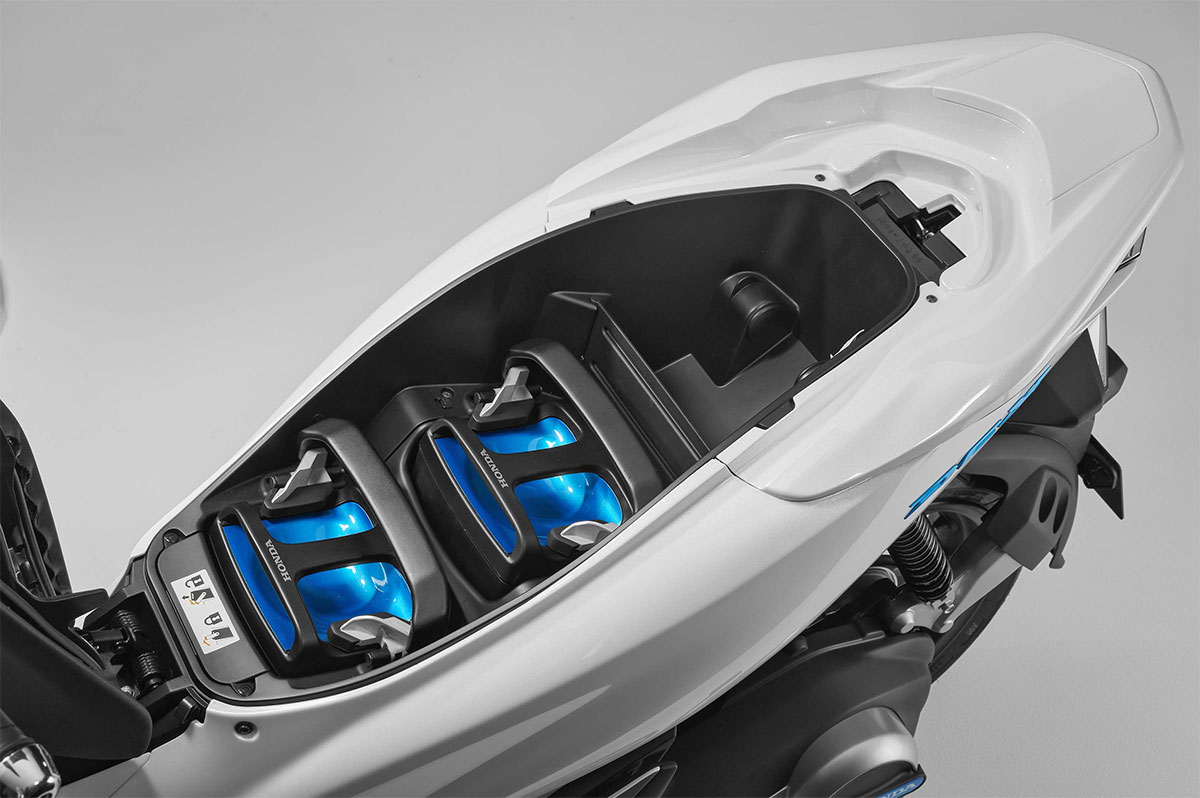 Batteries : KTM, Piaggio, Honda et Yamaha veulent des standards communs
