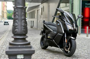 Pourquoi BMW rappelle près de 5000 scooters électriques en France