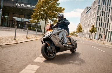 Bientôt une méga-prime pour les motos et scooters électriques