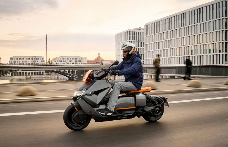 Meilleurs Scooters électriques 125 : Le Top 2024