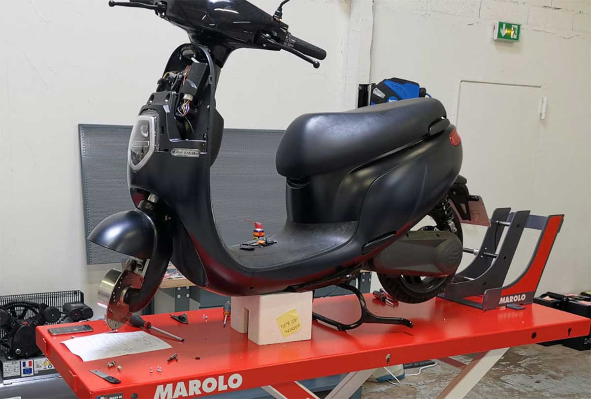 Entretien des motos et scooters électriques à Paris : Go2roues lance un atelier dédié