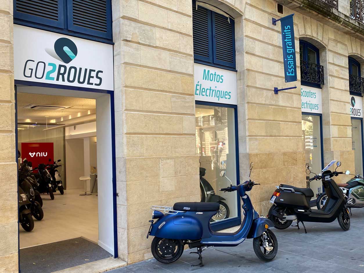 Motos et scooters électriques : Go2roues ouvre un nouveau magasin à Bordeaux
