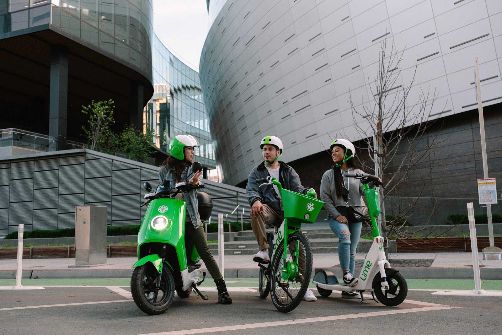 Lime va lancer des scooters électriques en libre-service à Paris
