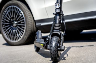 Mercedes e-scooter : une première trottinette électrique pour Daimler