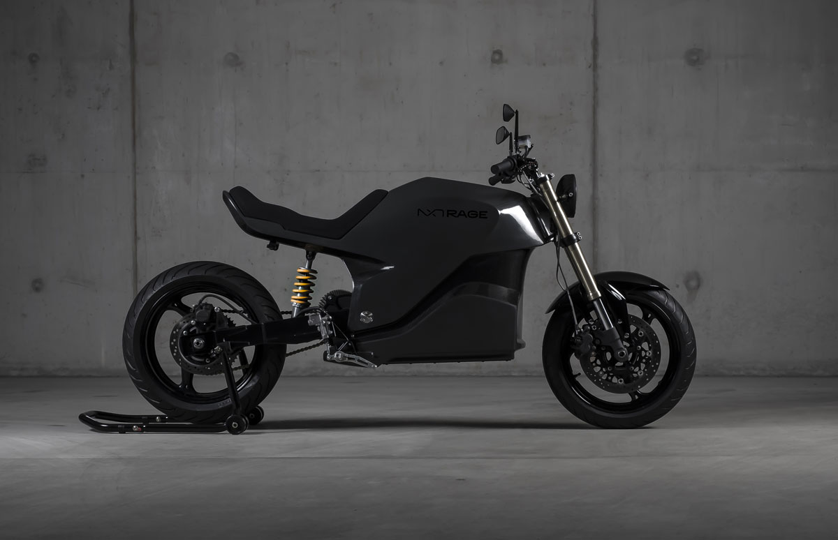 NXT présente une moto électrique en fibre de carbone