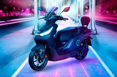 RedE Model E : ce scooter électrique promet jusqu’à 300 km d’autonomie