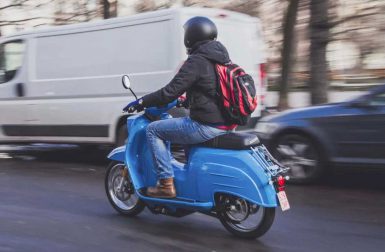 Paris : une aide à l’achat de 2000 â‚¬ pour les motos et scooters électriques ?