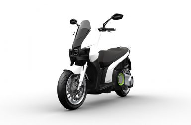 Silence S01 : un scooter électrique équivalent 250 cc à batterie amovible