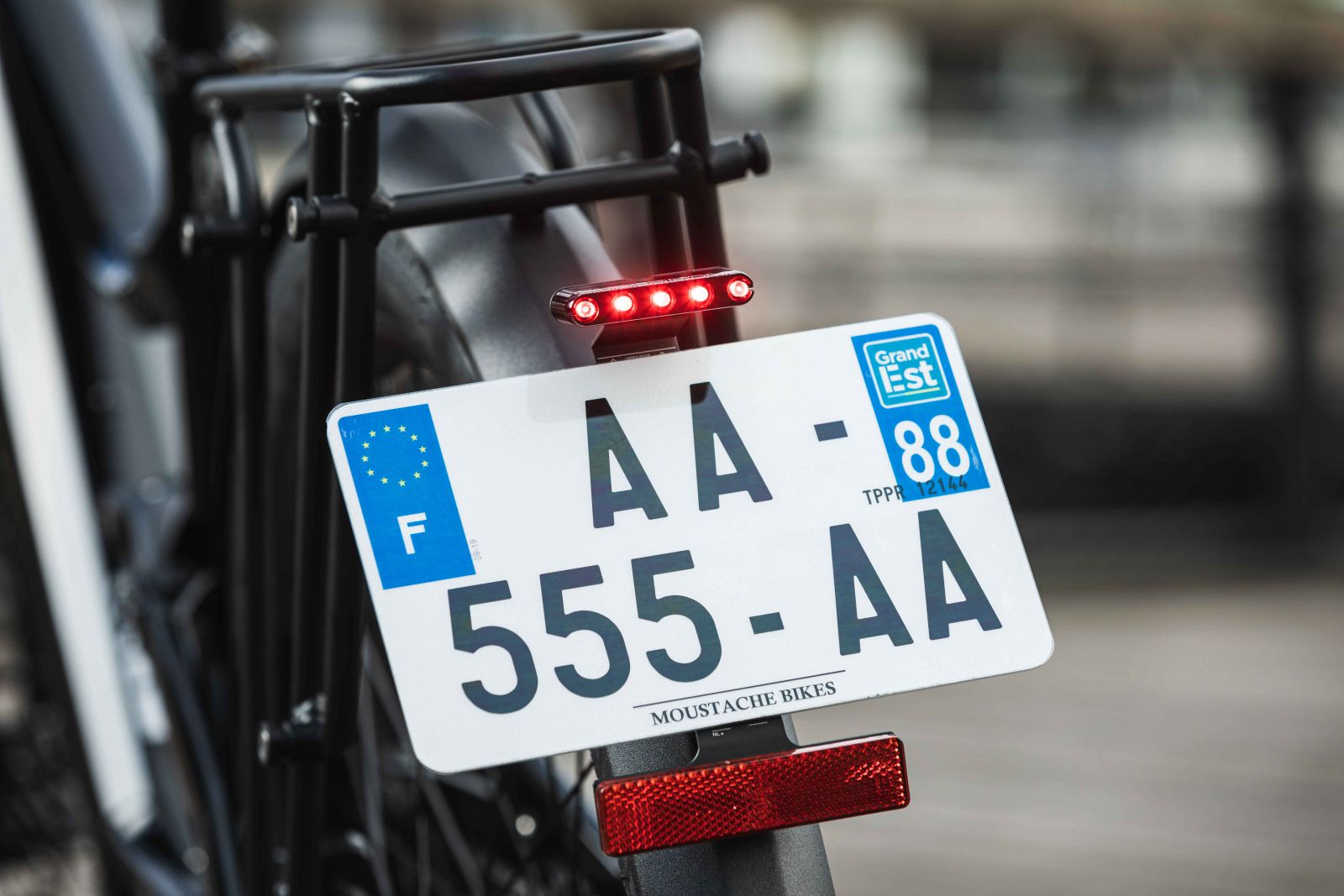 Vers une nouvelle réglementation européenne pour les vélos électriques rapides