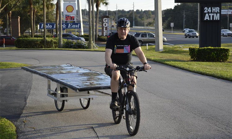 Il va traverser les Etats-Unis en vélo électrique solaire