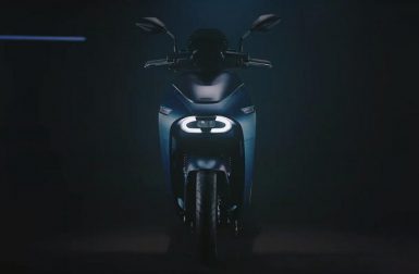 Yamaha EC-05 : un nouveau scooter électrique avec technologie Gogoro
