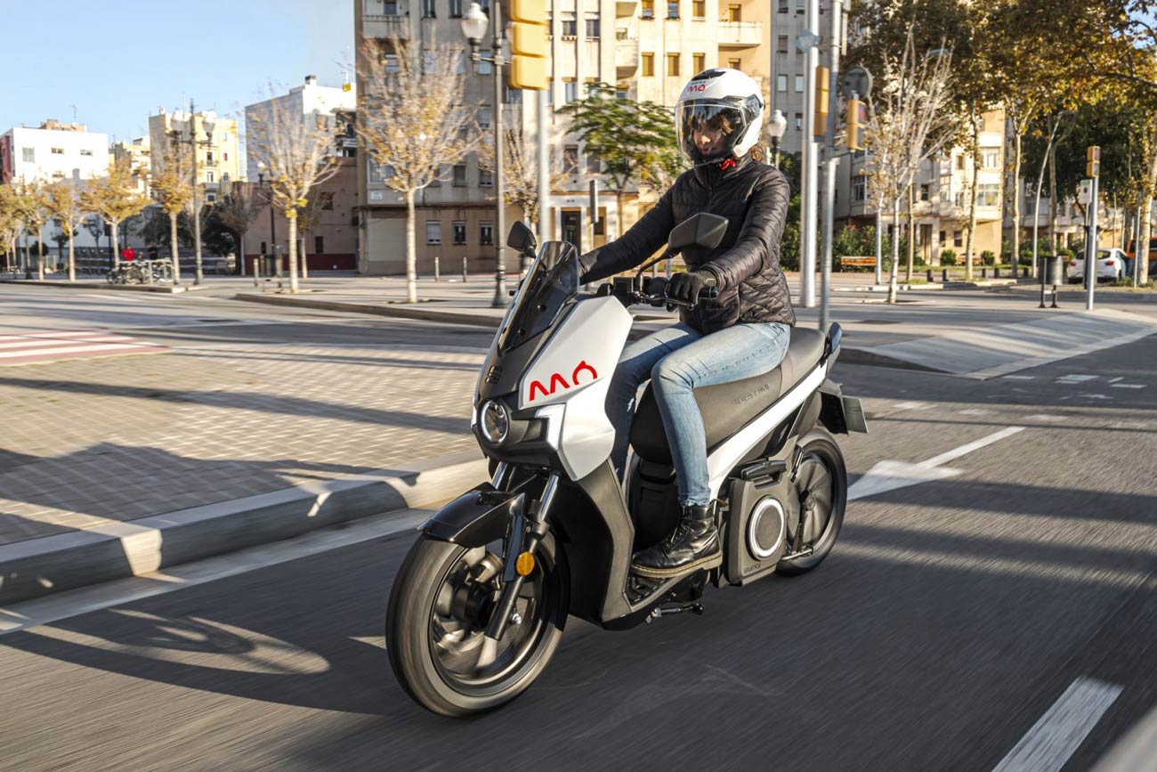 Motos et scooters électriques : le contrôle technique bientôt obligatoire