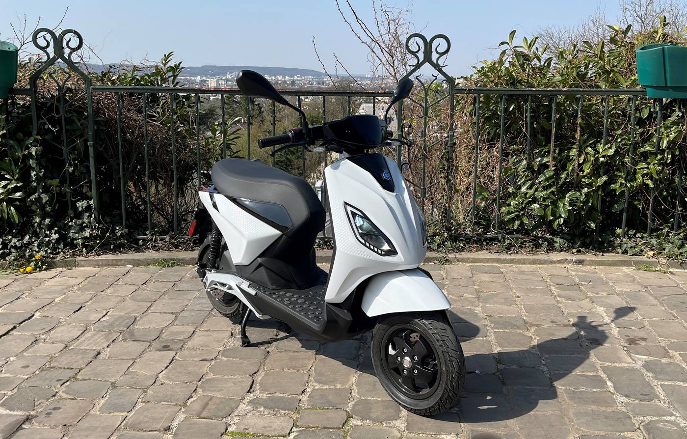 Essai vidéo Piaggio 1 Active : le scooter électrique à prix canon