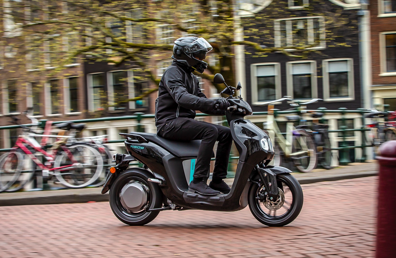 Essai Yamaha Neo’s : le meilleur des scooters électriques ?