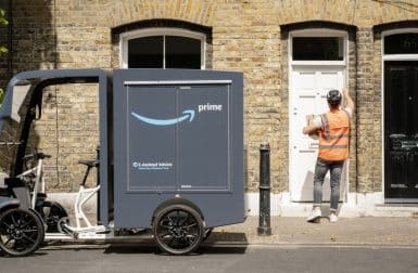 A Londres, Amazon remplace ses fourgons par des vélos-cargos électriques