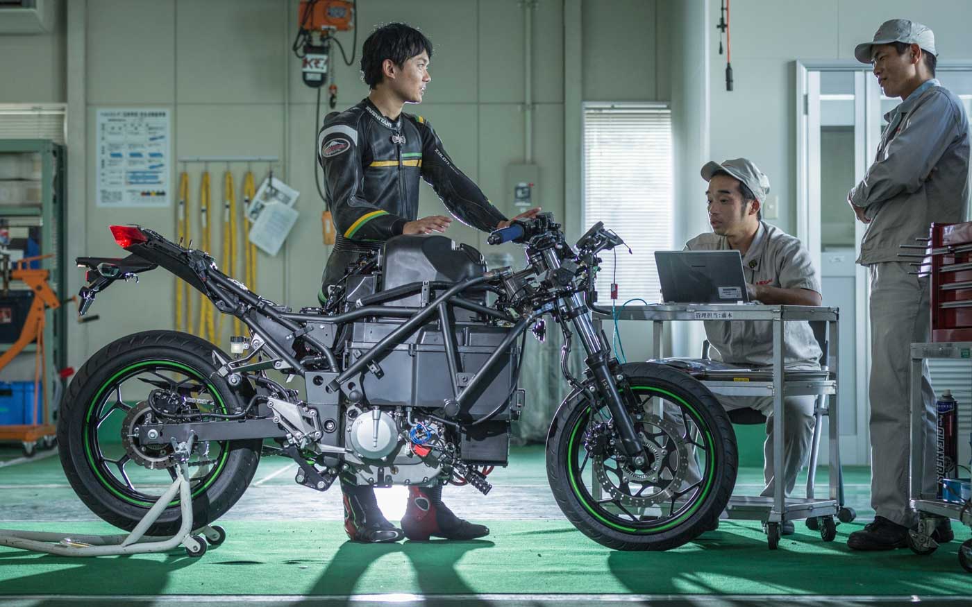 Bientôt des motos électriques 125 chez Kawasaki ?