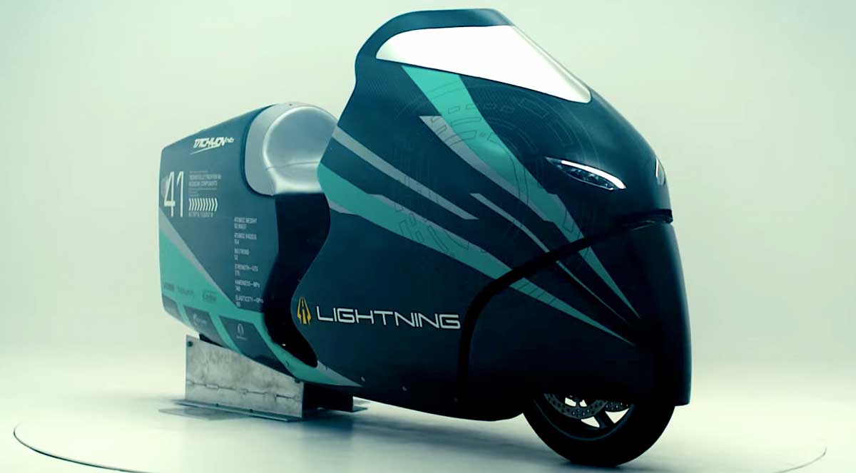 Cette moto électrique démentielle vise les 400 km/h !