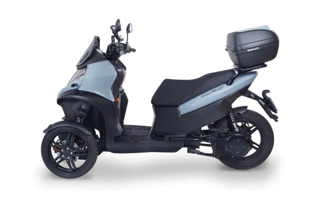 Zeway présente swapperTriango+, un scooter trois-roues électrique à  batteries interchangeables - Les Numériques