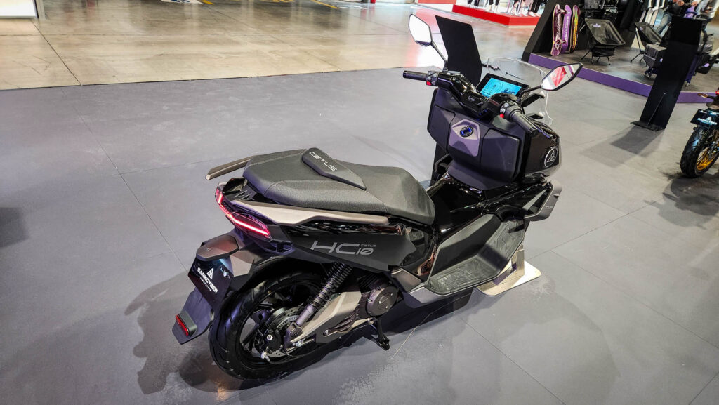 Sarkcyber HC10 ces "gros" scooters électriques promettent jusqu