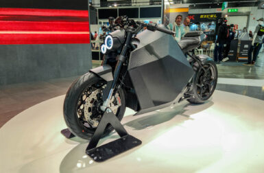 Davinci DC100 : une moto électrique sportive née pour être différente