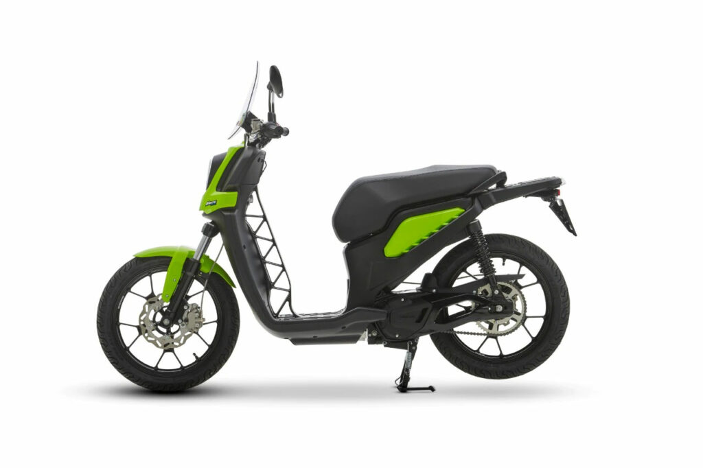 Fantic Issimo City la mobylette électrique italienne entre en