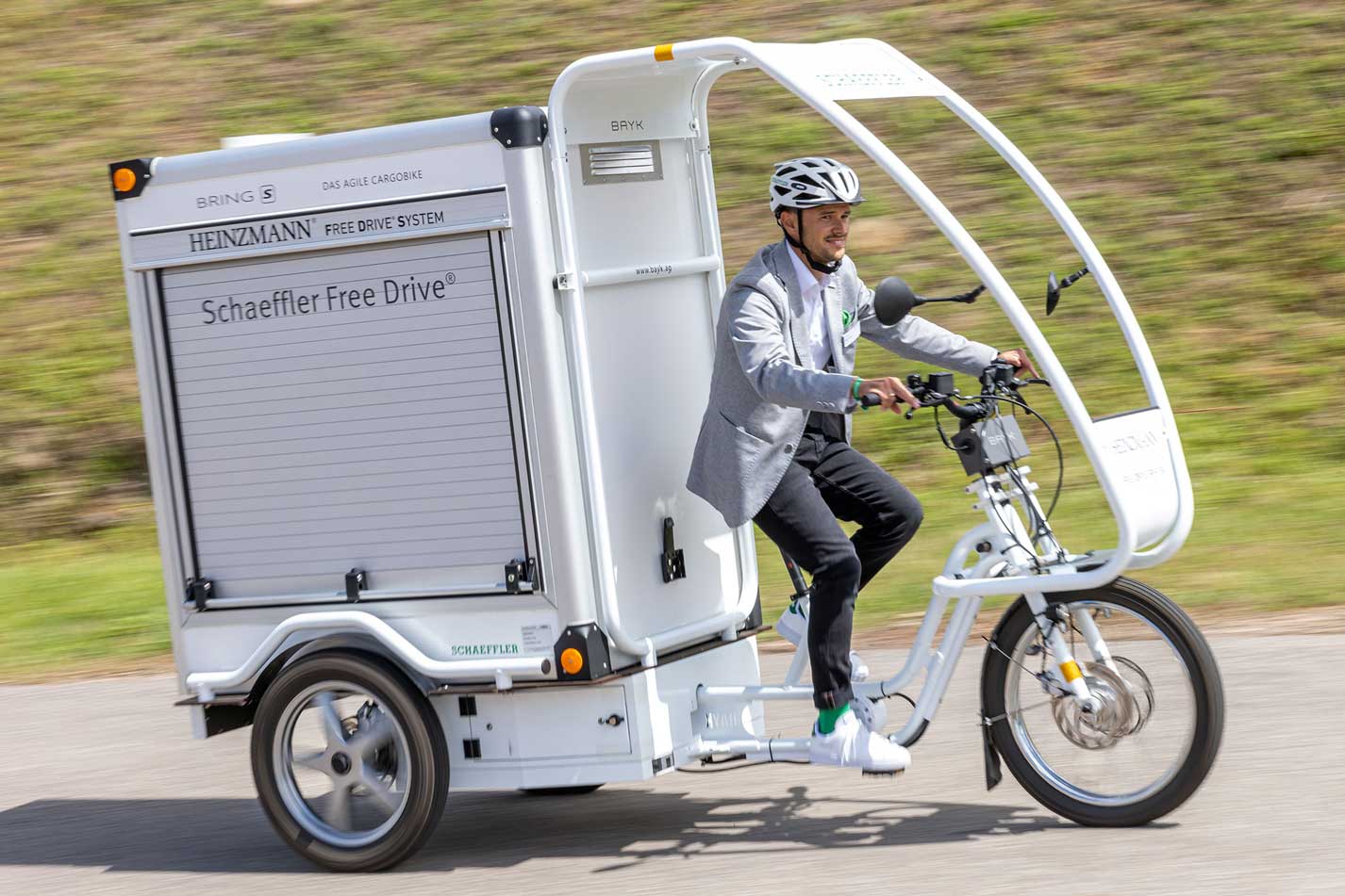 PASS 2 - Trottinette électrique tricycle 3 roues pour 2 personnes avec  pédale à assistance électrique VAE