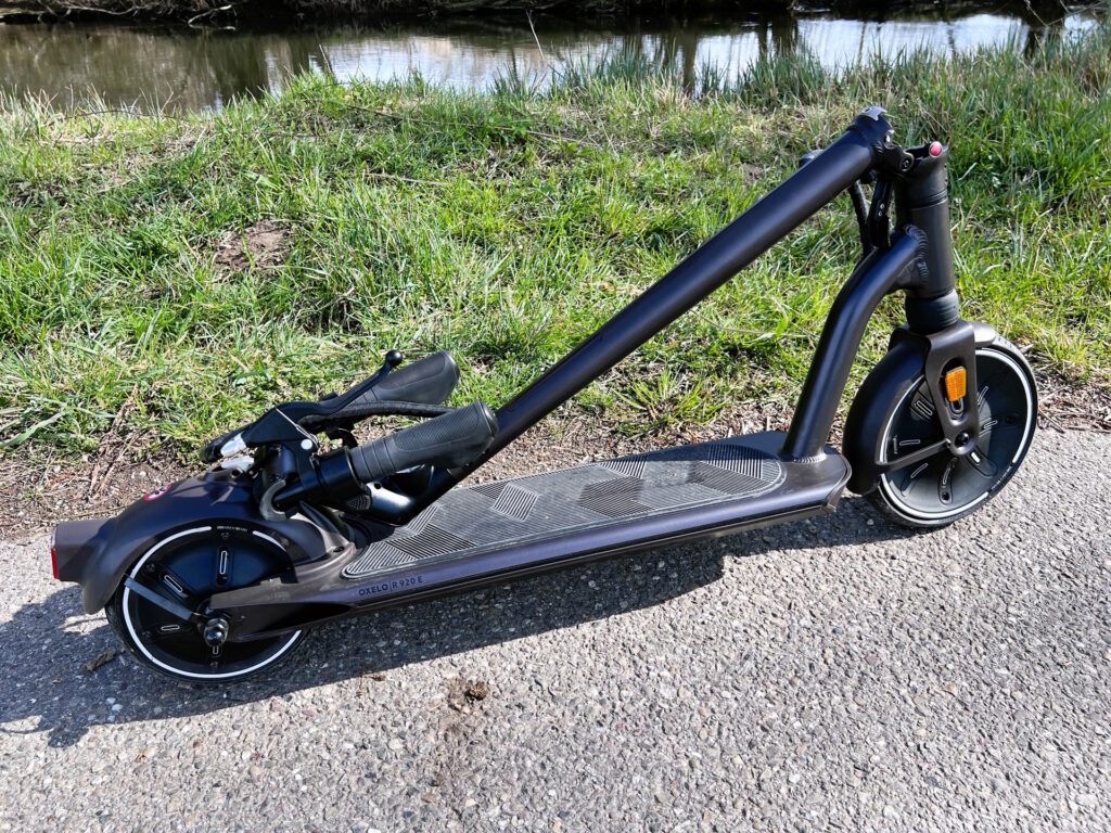 Trottinette Oxelo adulte non électrique - Sport & Plein air