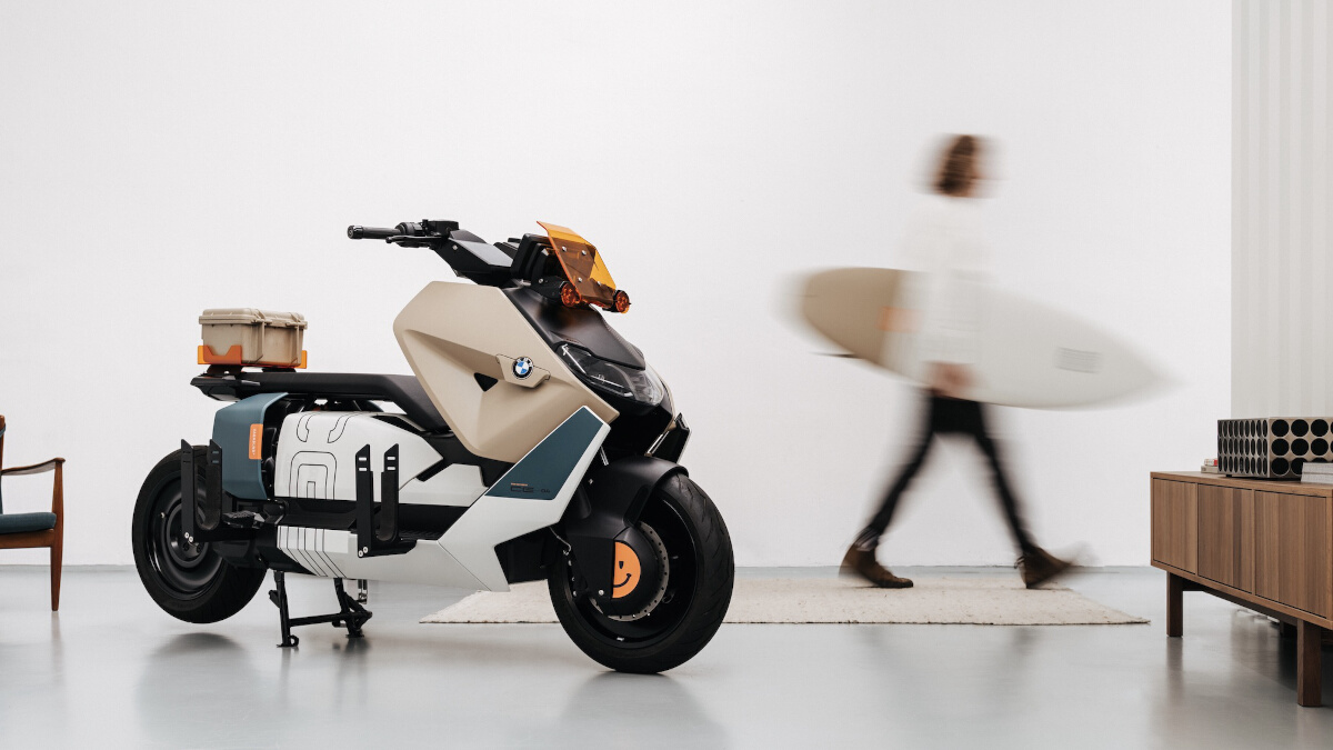 BMW CE 04 Vagabund Moto : le maxi-scooter électrique revisité
