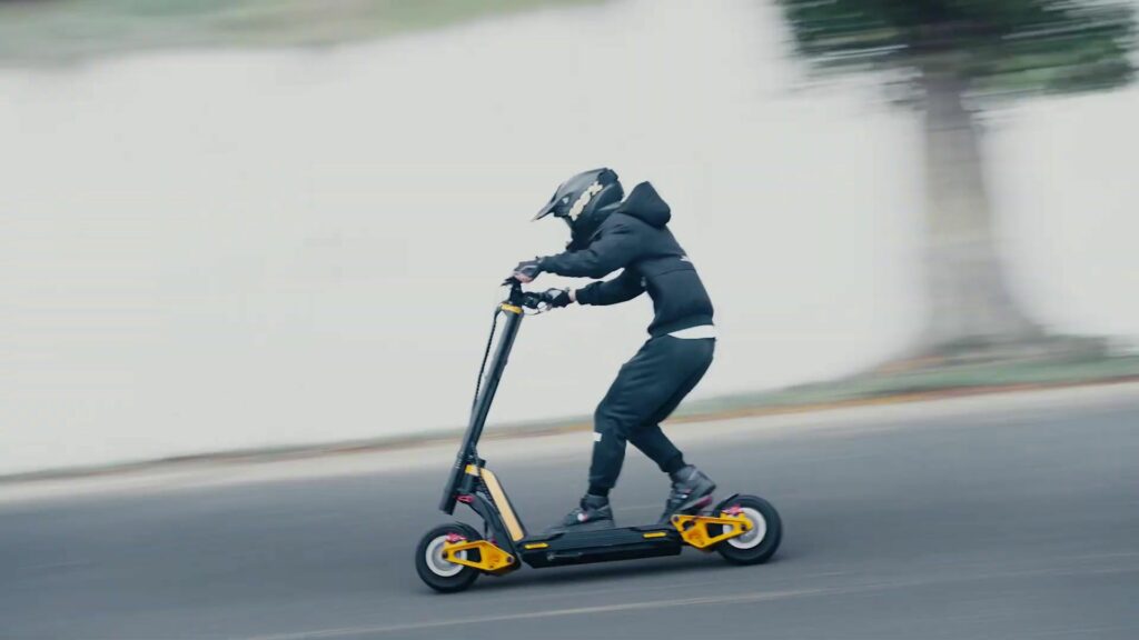 Inmotion RS ultrarapide, cette électrique affiche des