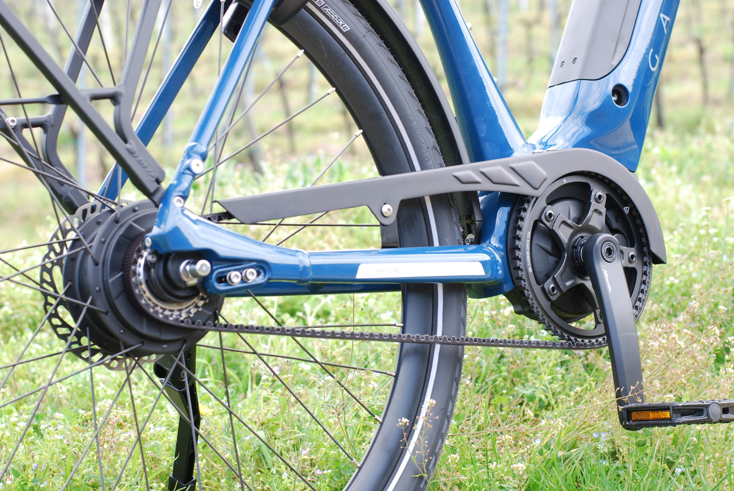Vélo électrique à courroie : quels sont les avantages et inconvénients ?