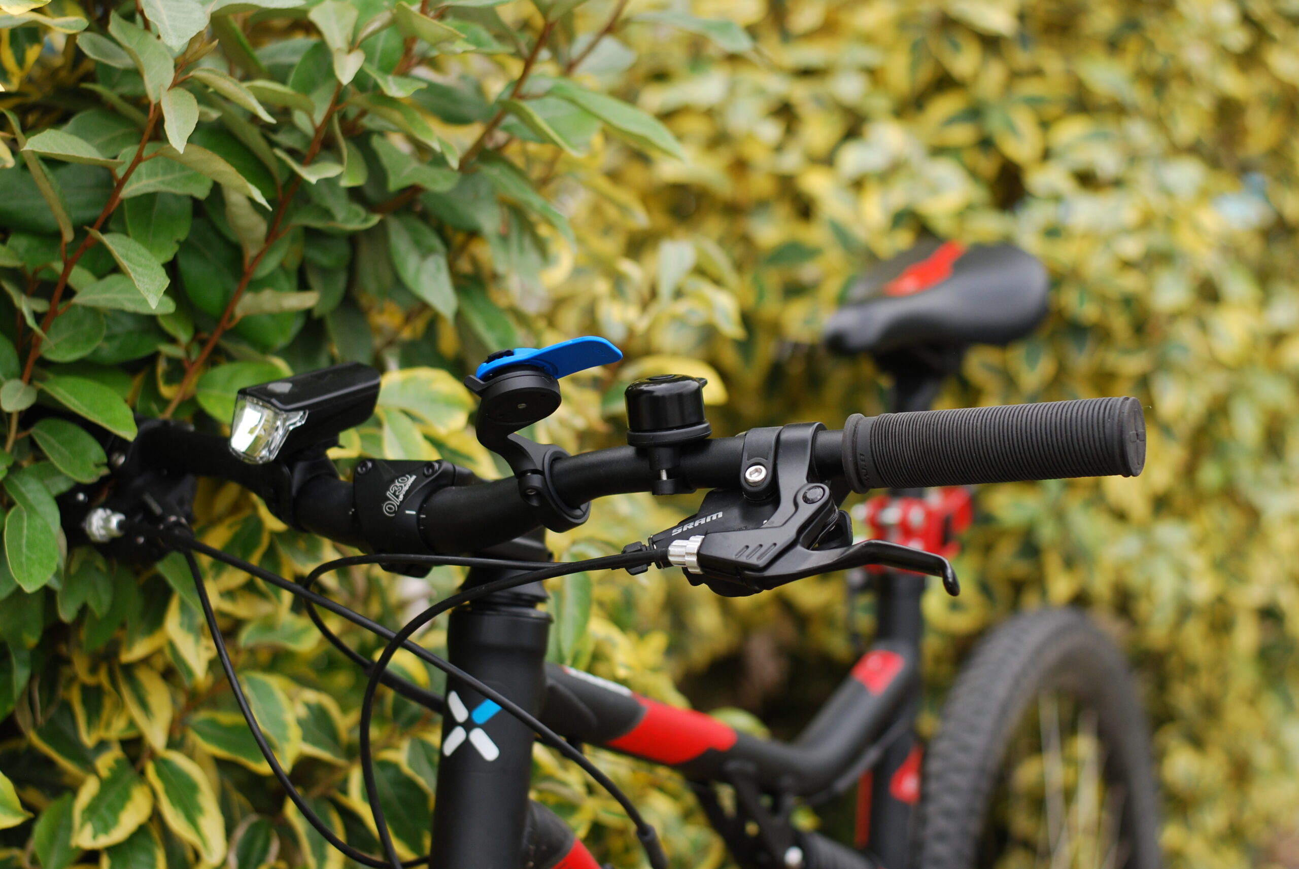 Installer un AirTag discrètement sur son vélo pour le localiser