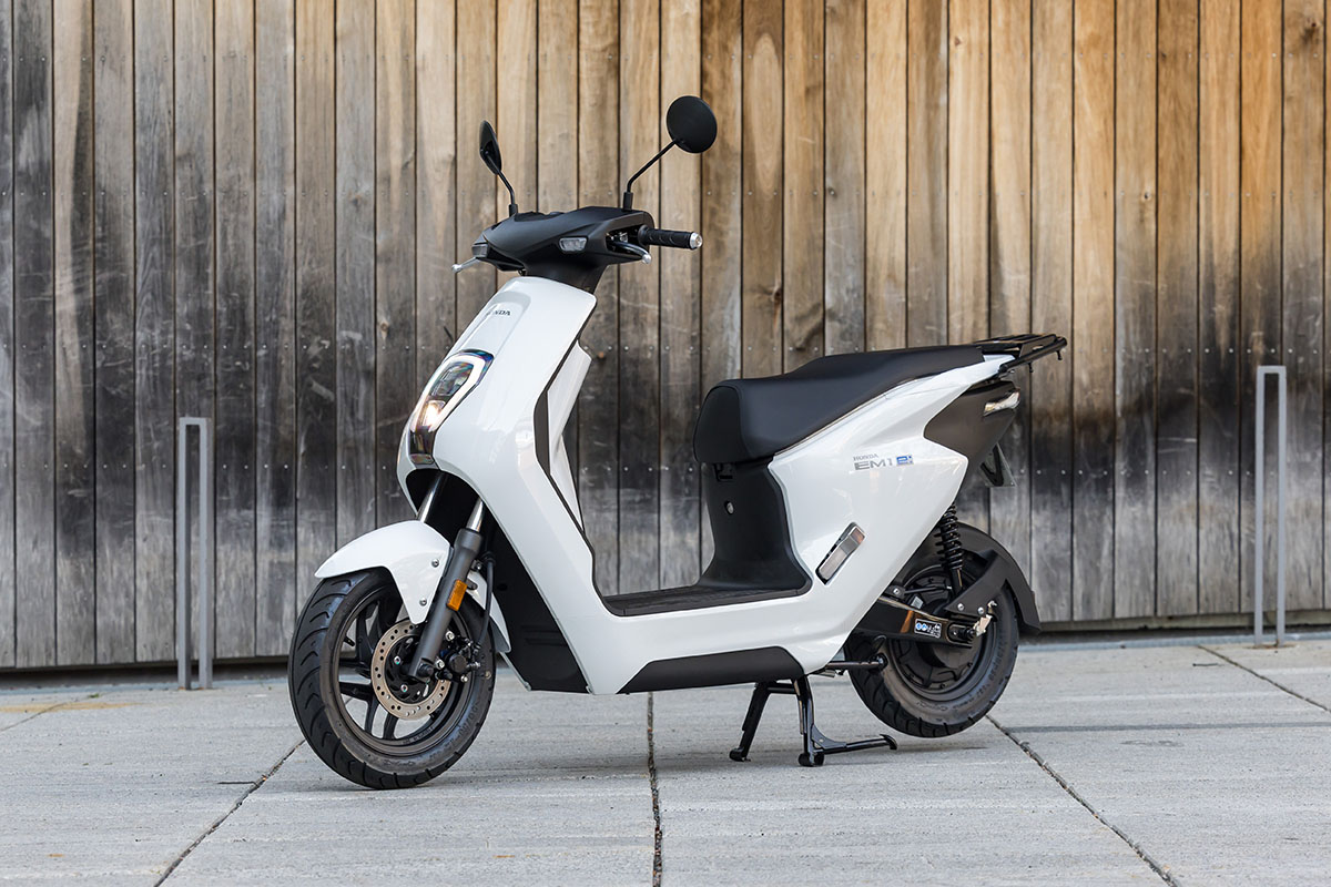 Essai Honda EM1e: : que vaut le premier scooter électrique de Honda ?