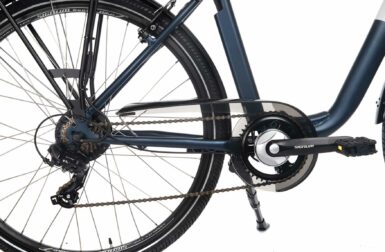 Soldes : ce vélo électrique urbain tombe à moins de 750 €