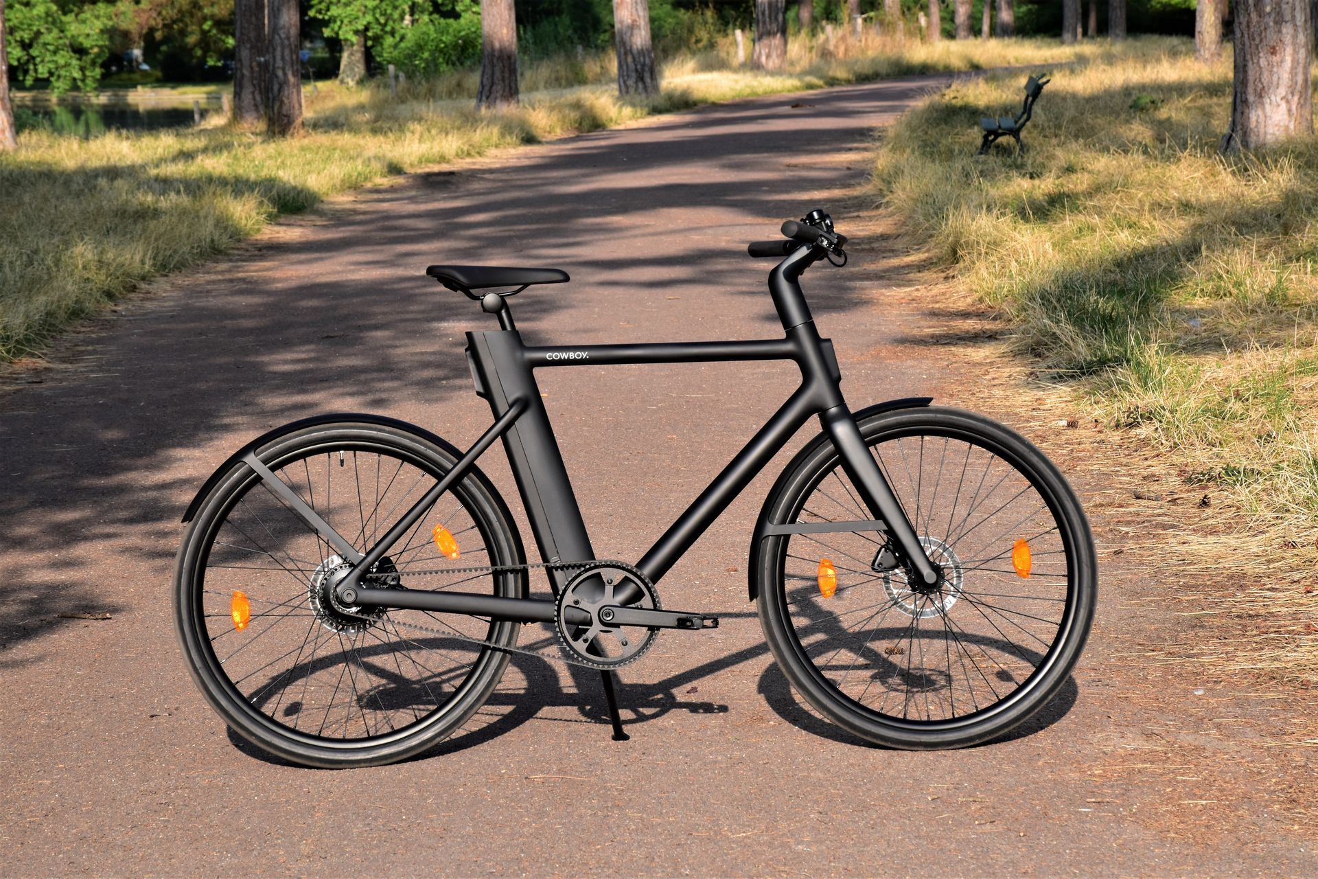 Test Cowboy Cruiser : un vélo électrique urbain qui conjugue connectivité et style