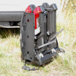 Système pliable du porte-vélos Thule Epos pour un rangement compact