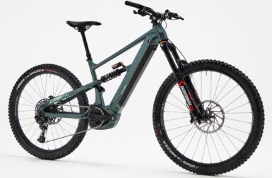 Le nouveau VTT électrique Decathlon Stilus E-Big Mountain impressionne