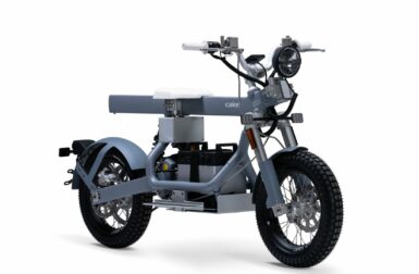 Scooter Moto Électrique Cake Makka Flex Gris avec porte-bagages arrière et  siège passager - Motos