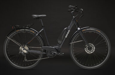 Promo Decathlon sur ce vélo électrique urbain à la configuration sérieuse