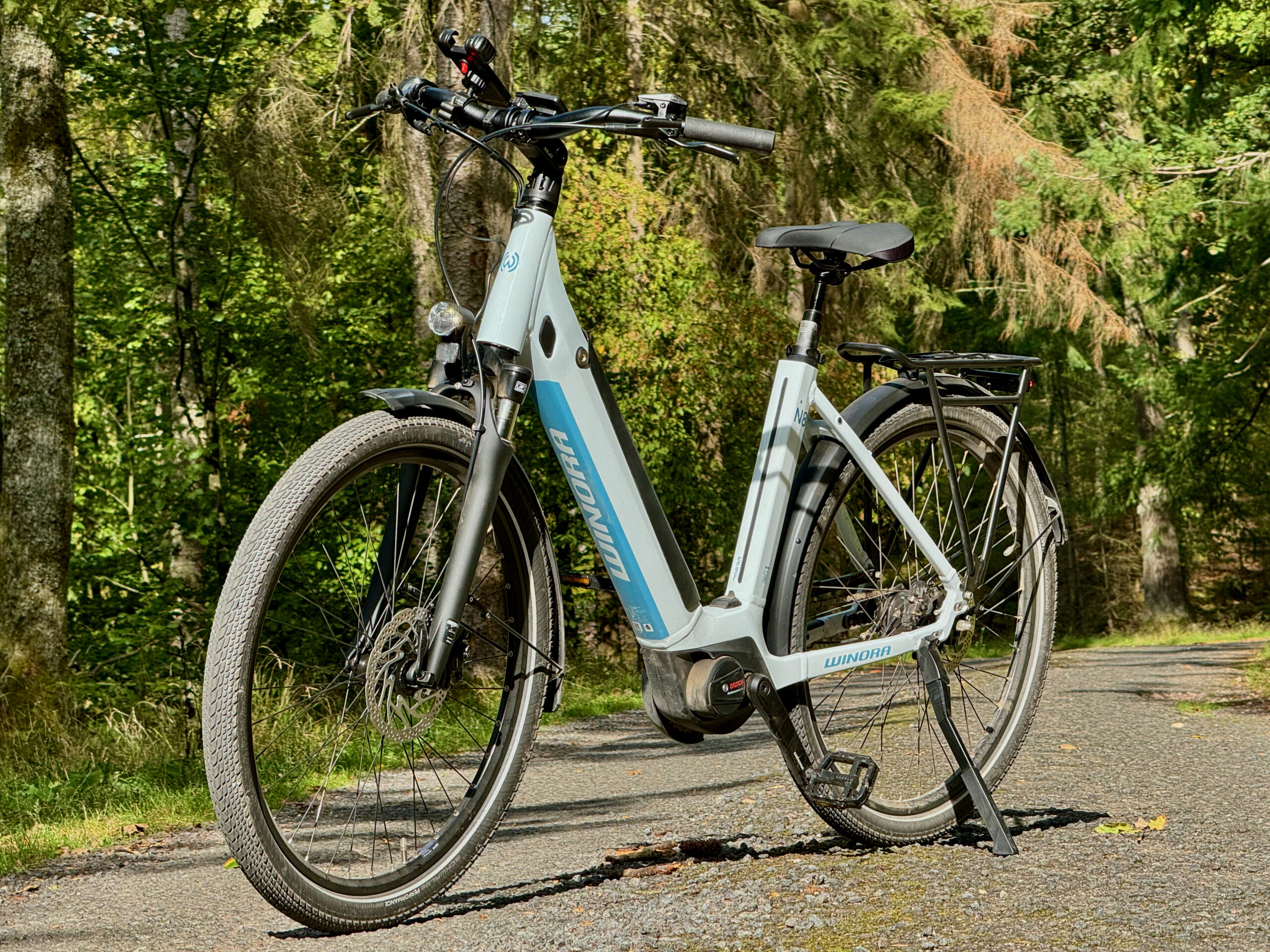 Test Winora Sinus N8 : un vélo électrique polyvalent qui séduit aussi bien en ville qu’en randonnée