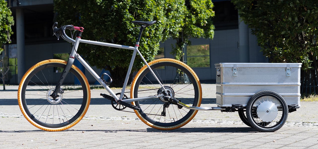 la remorque électrique Roland Paxxter e transforme votre vélo en vélo cargo électrique