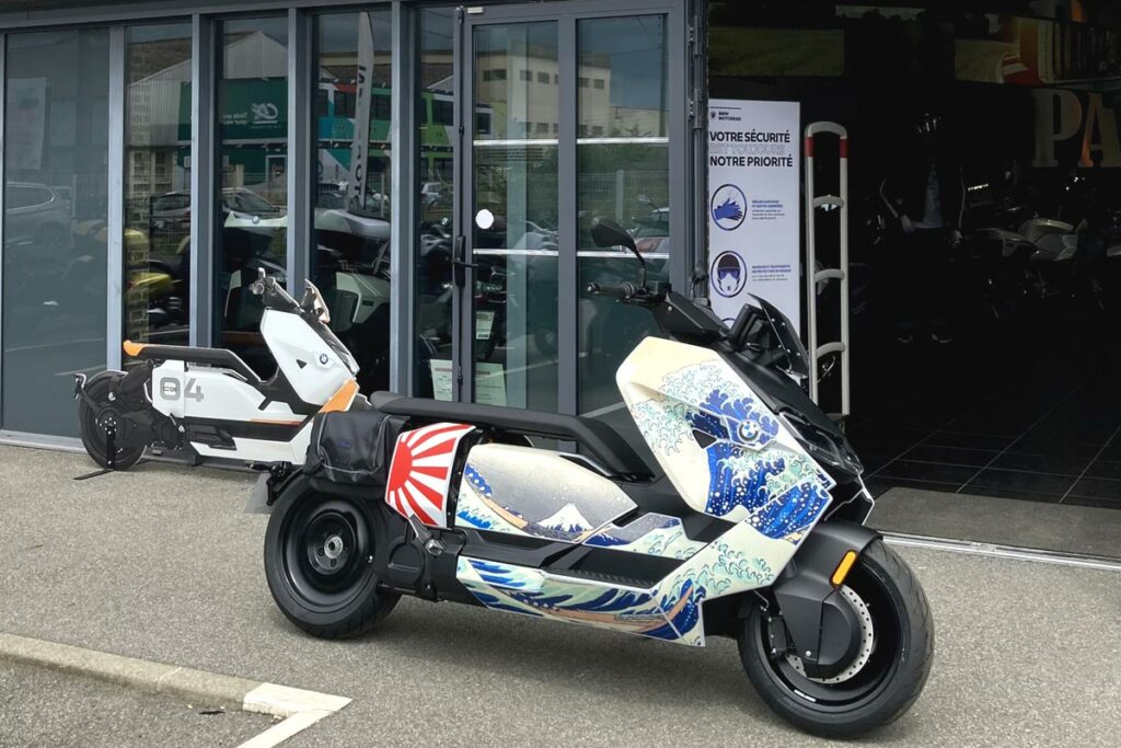 Le scooter électrique BMW CE 04 de David