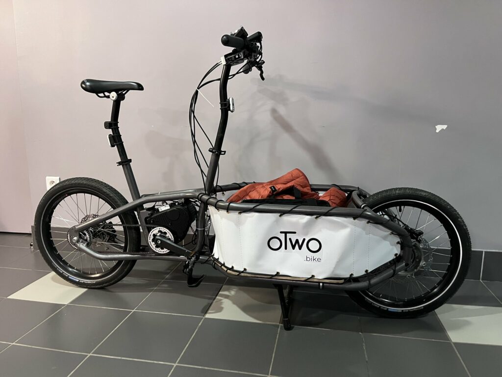 vélo cargo électrique compact otwo