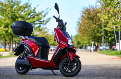 Test Pink Me : que vaut ce scooter électrique urbain à petit prix ?