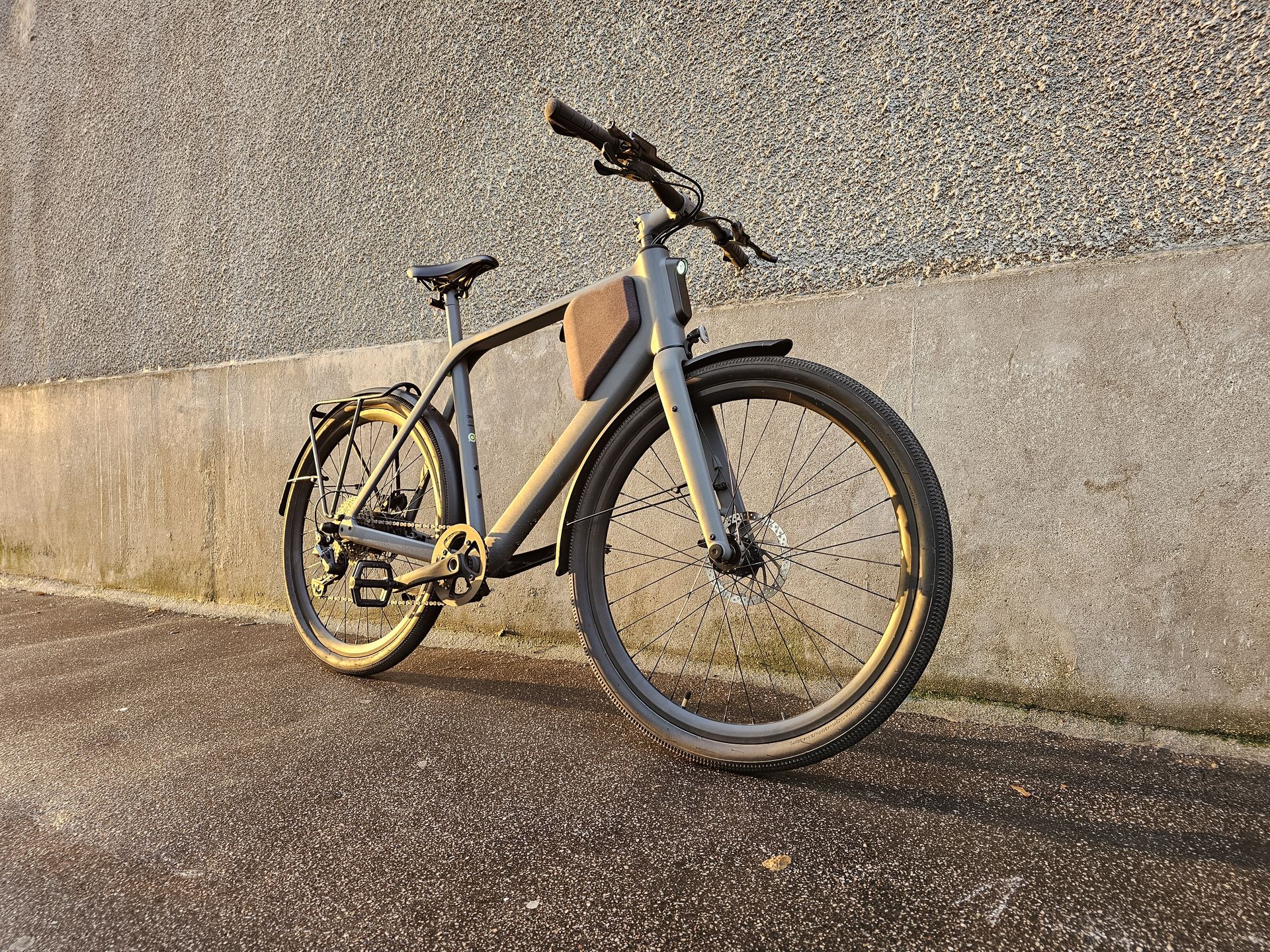 Ce vélo électrique ne pèse que 6,8 kilos, c'est le plus léger au monde